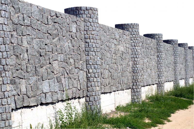 Stone Wall Repair in Syracuse, IN
